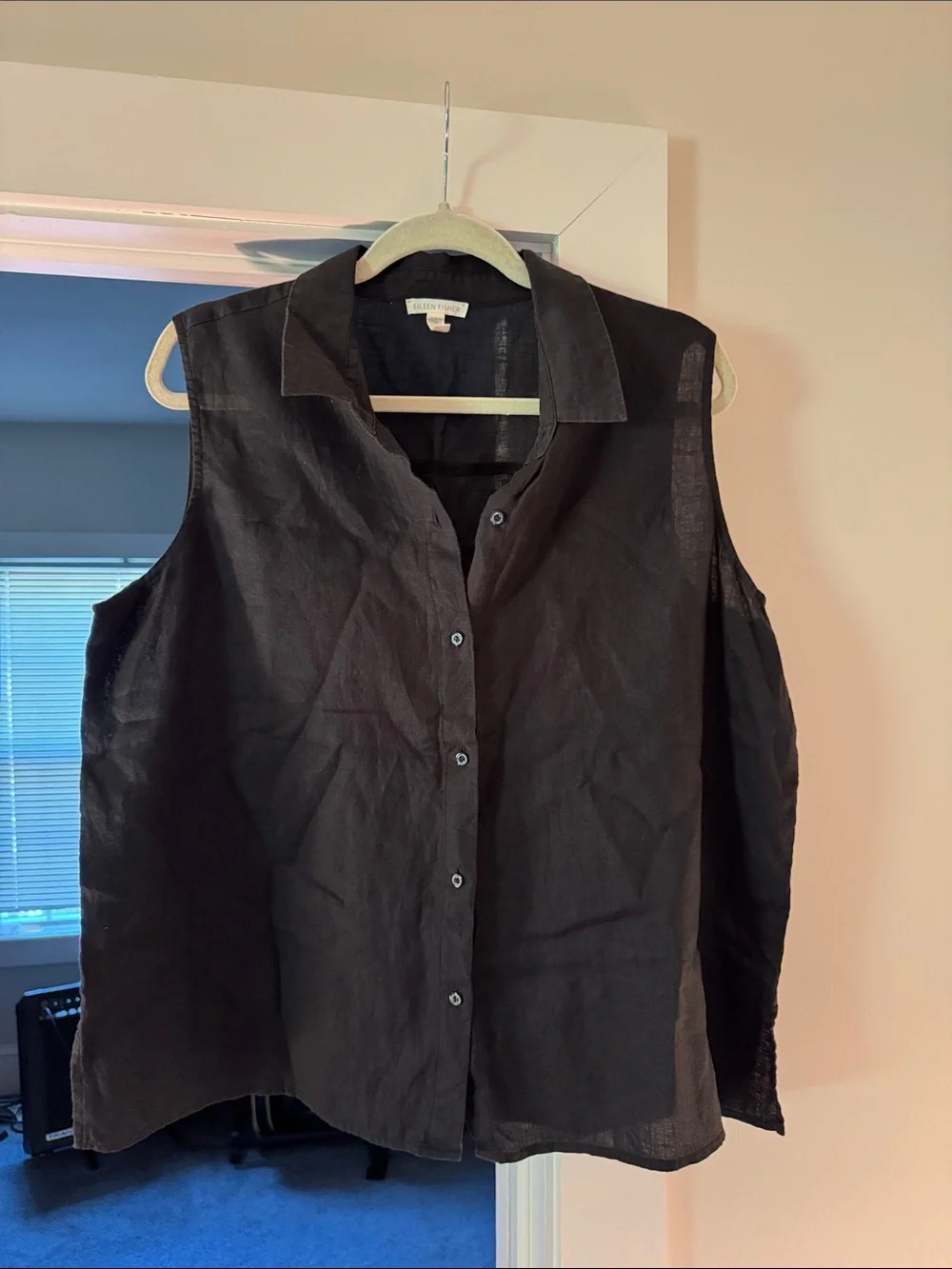 Eileen Fisher Black Linen Sleeveless Button-Down Shirt